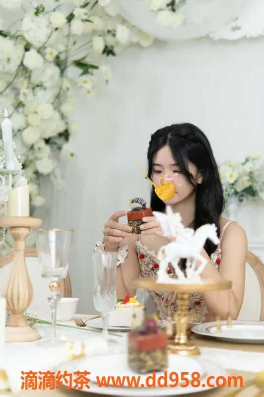 成都楼凤-骡马市小雨，颜值9.0，服务超赞