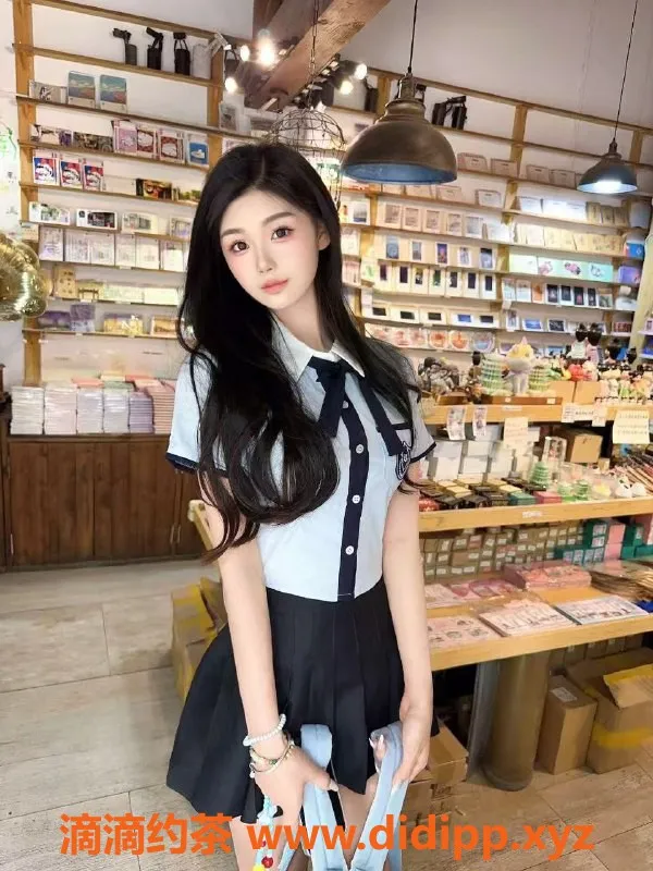 无锡楼凤资源信息,06超嫩少女服务，白皙肌肤诱惑全在梁溪白金汉爵大酒店