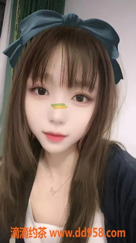 广州楼凤资源信息,广州白云区小五，25岁气质美女，165身高魅力无限