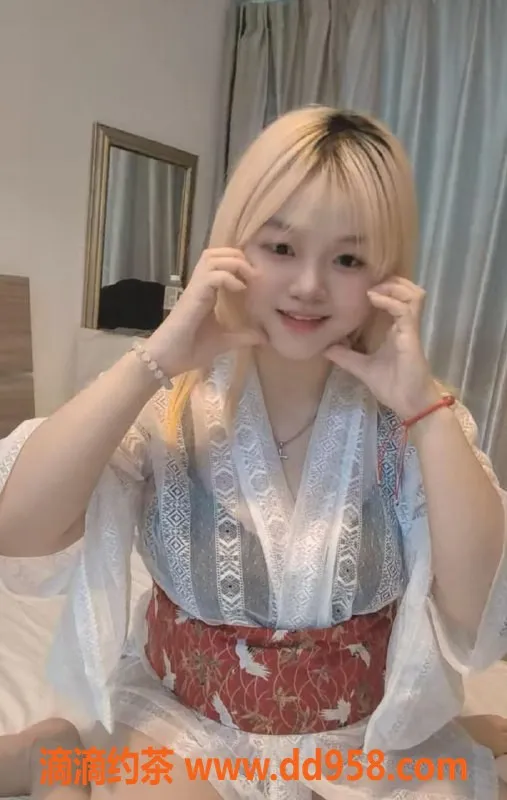 惠州楼凤-惠阳大亚湾小七，19岁D胸，500元体验