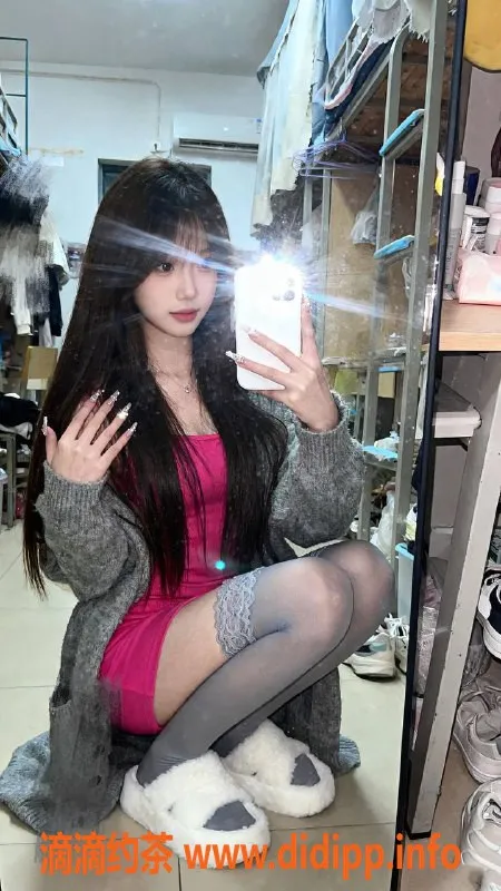 南通楼凤资源信息,南通哆来咪，青春女大，165/19岁/85C，价格800