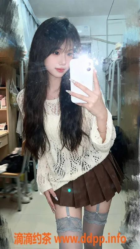 南通楼凤-南通哆来咪，青春女大，165/19岁/85C，价格800