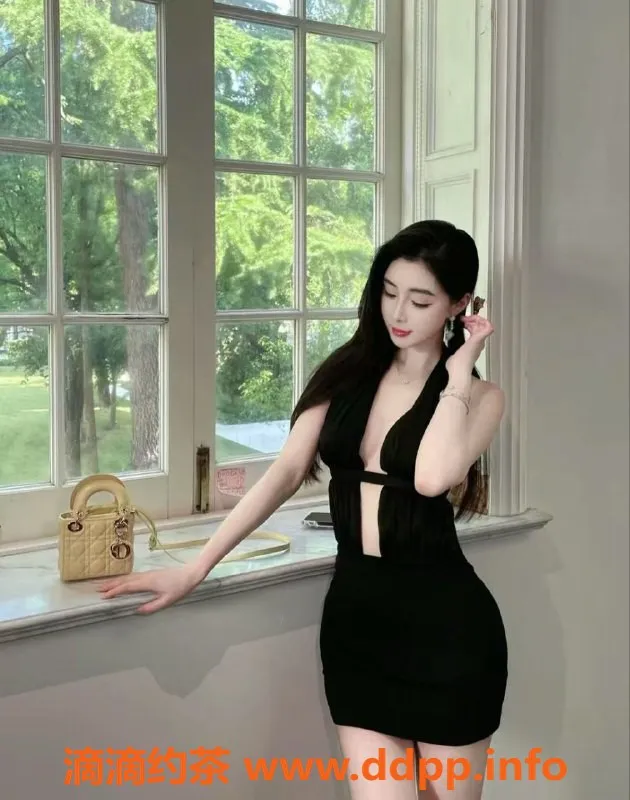 广州楼凤-天河车模叶凯微，1300元起服务体验