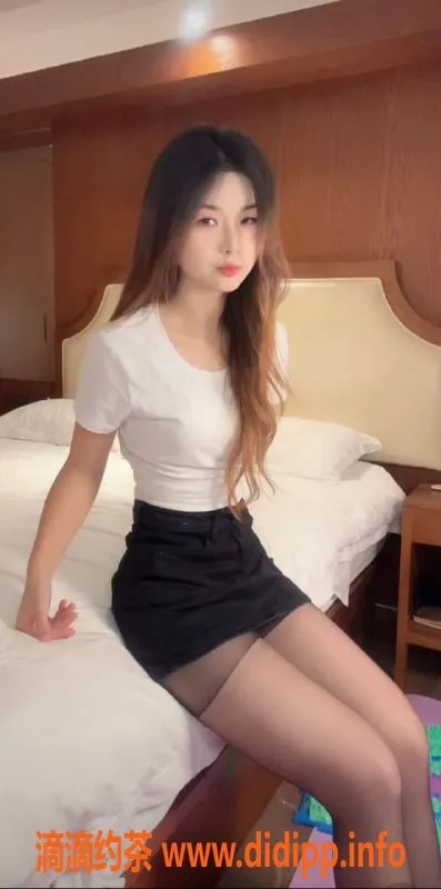 中山楼凤-古镇400快餐体验，有2位佳丽上班中