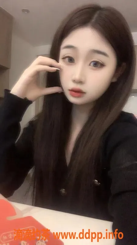 成都楼凤-成都点点，14岁，身高164，600元体验嫩妹服务