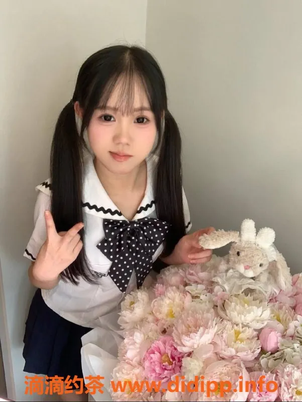 中山楼凤-石岐桑宁 18岁 B罩杯 600元课时服务