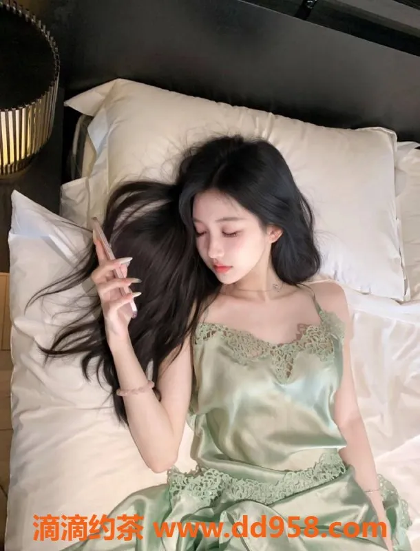 扬州楼凤-泰州海陵小芒果，身材9分，六佰全套服务