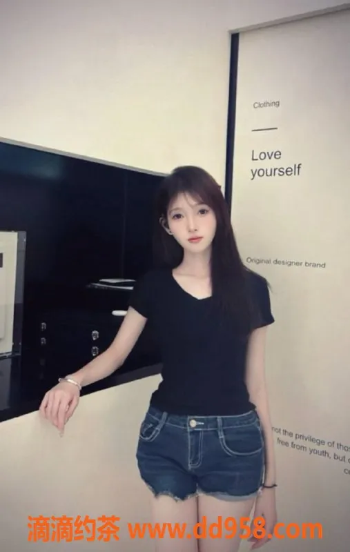 惠州楼凤-惠州洛溪，19岁161cm清纯美女，700元享服务