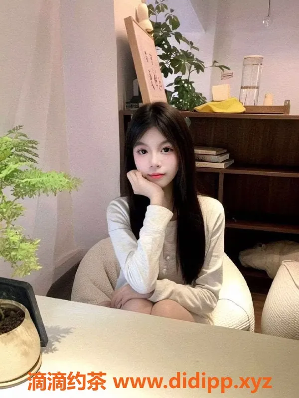 无锡楼凤-梁溪区高颜值秒秒，165cm、50kg青春气息爆棚