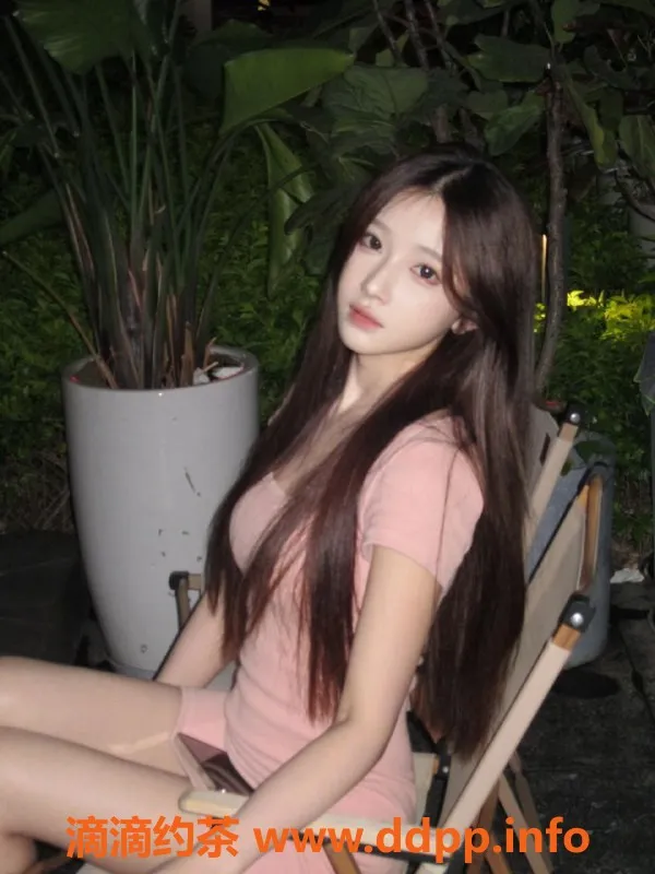 广州楼凤-广州雨洛，20岁大二学妹，163cm，48斤