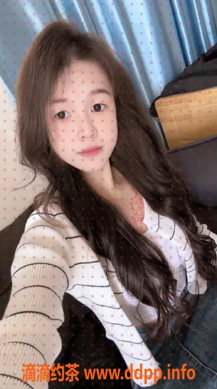 湛江楼凤-湛江小佳，19岁娇小嫩妹，洗吹做服务