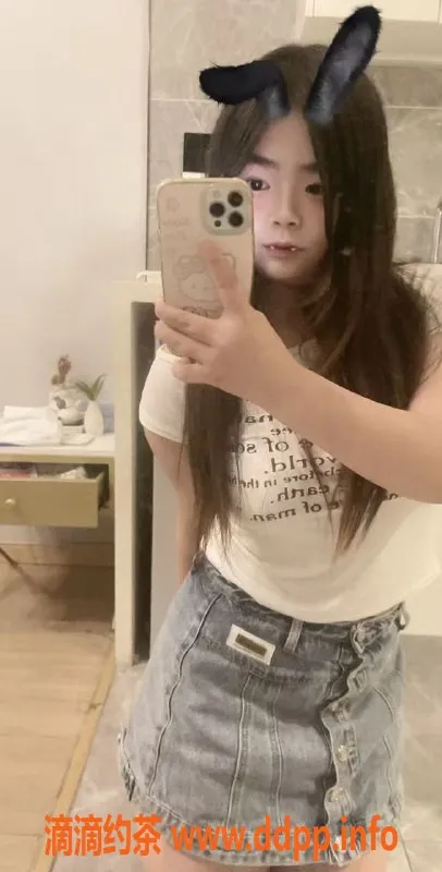 成都楼凤-成华区猪猪，160身高120斤，6P优惠体验