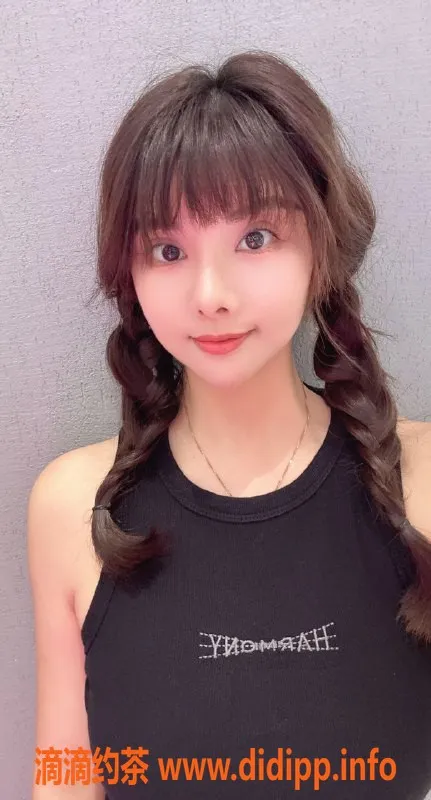 中山楼凤-27岁狐狸，东区服务超赞，36D好身材