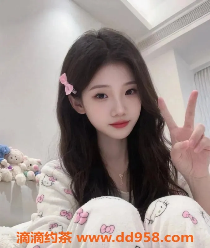 沈阳楼凤-点点：颜值9.75，身材9.82，服务超赞