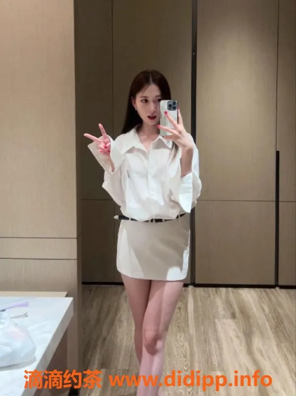 深圳楼凤资源信息,罗湖24岁七七，161cm，400元茶水费