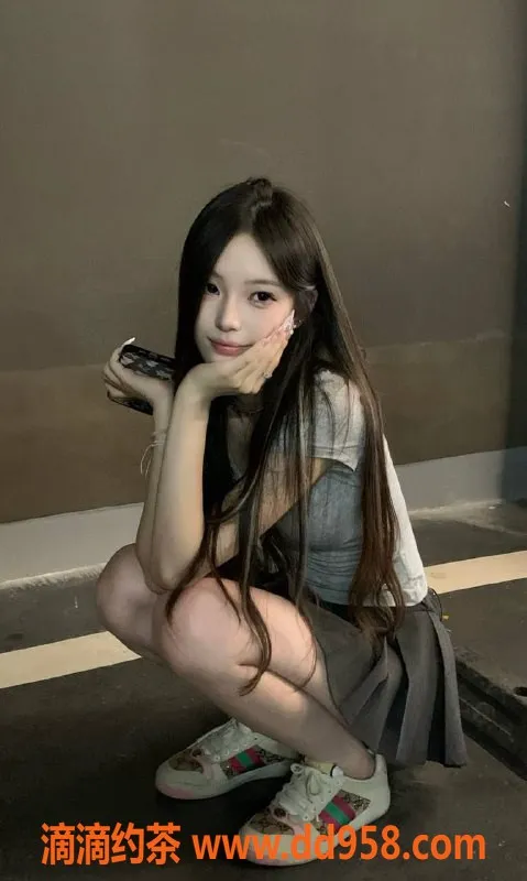 杭州楼凤资源信息,虾虾🐰大一舞蹈生，165cm，48kg，20岁