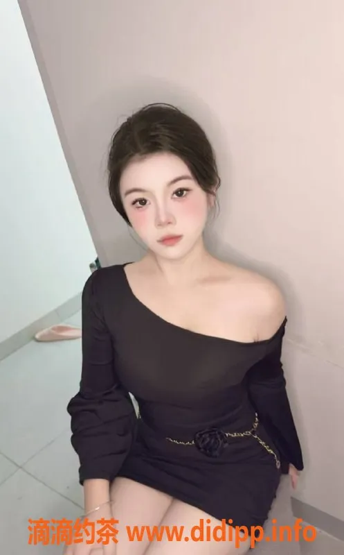 成都楼凤资源信息,郫都区#雨雨，车牌4/8，嫩妹代聊服务