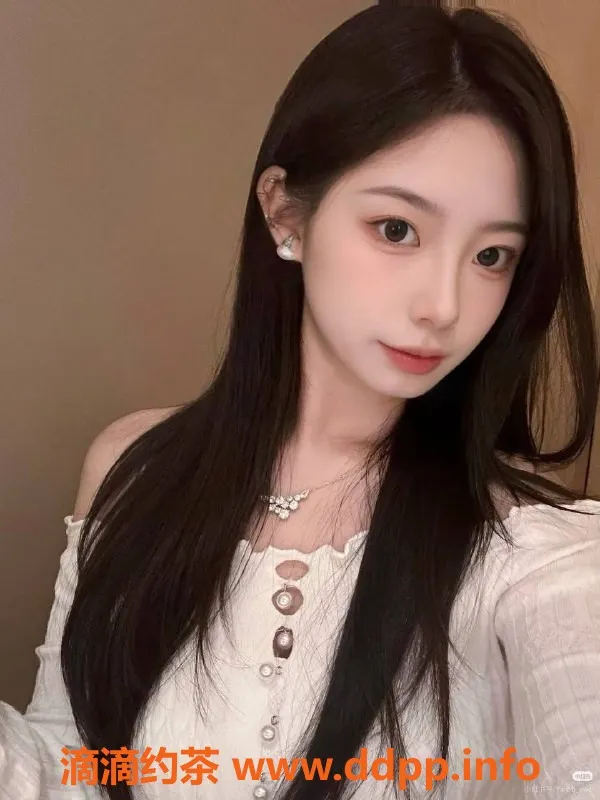 中山楼凤资源信息,石岐小瑜 19岁 36B 诱惑课堂