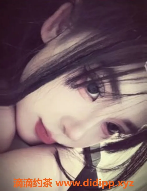 青岛楼凤-青岛市北佳佳，身高165，重量轻巧，18岁欢迎体验