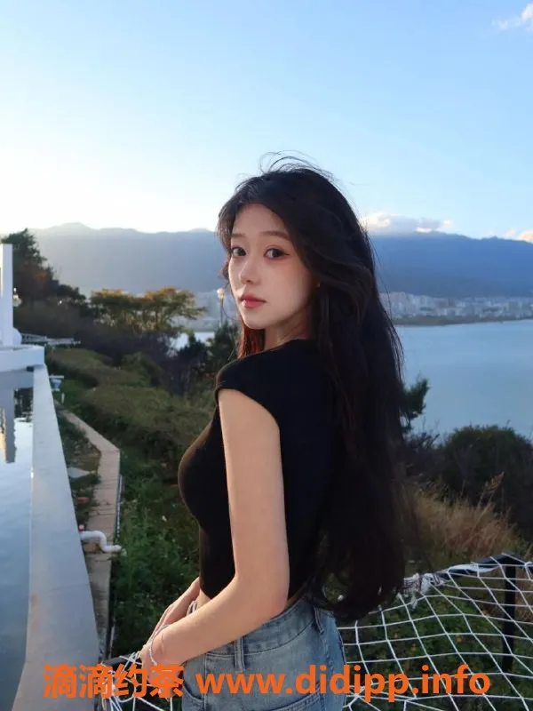 广州楼凤-白云区20岁婕希，身高168，茶水费亲民