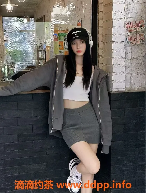 深圳楼凤资源信息,深圳梦瑶，700元无套口服务，情趣十足