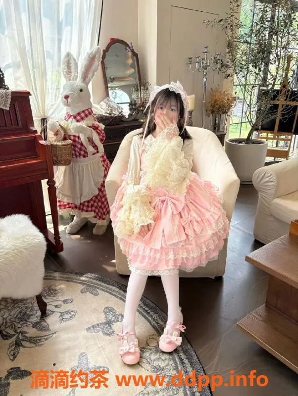 南昌上门服务-小萝莉：153cm、40kg，18岁上门服务