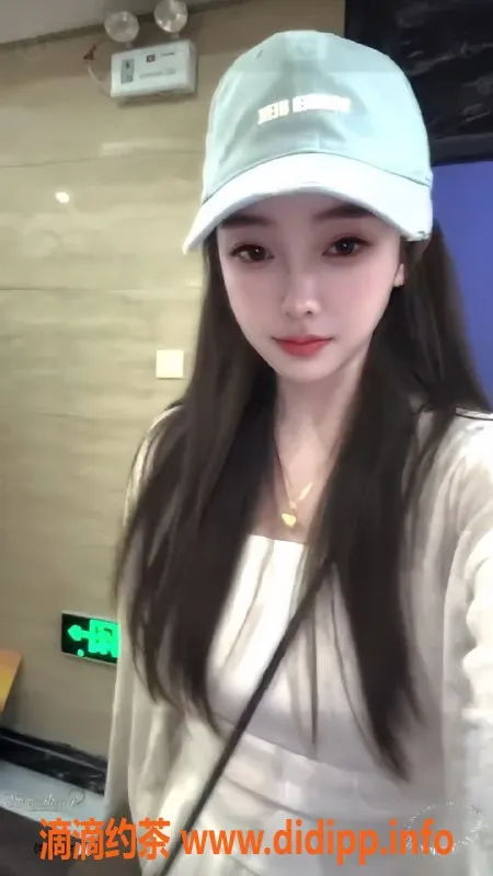 无锡楼凤-梁溪顶级御姐，170大长腿，颜值爆表