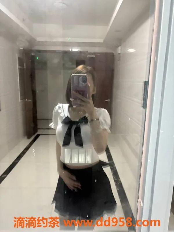 绍兴楼凤-越城区琪宝，162身材，41kg，带冒激情服务