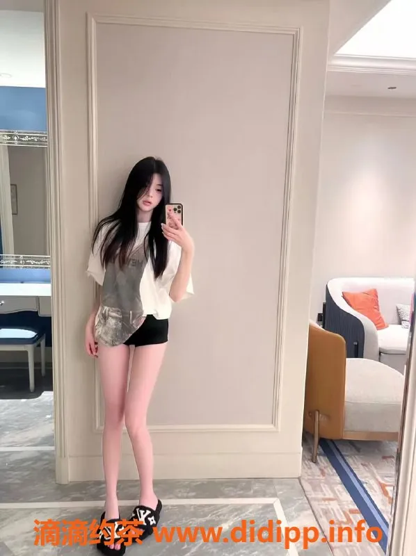 无锡楼凤-滨湖区高颜值嫩妹考米，陪浴特价抢购中！