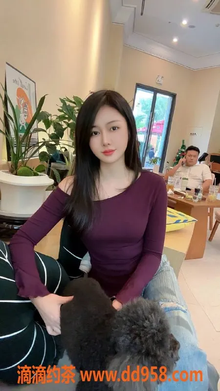 中山楼凤资源信息,东区允诗，98年娇娃，胸围36D，650起