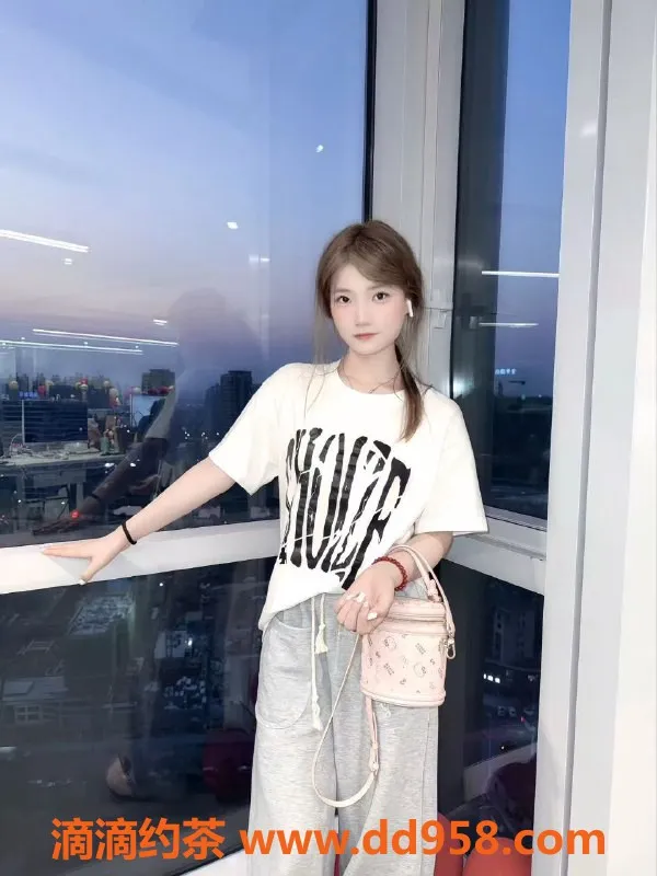 无锡楼凤资源信息,滨湖万达07少女，白皙皮肤，69服务