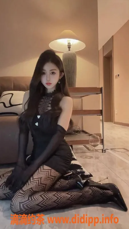 东莞楼凤-南城宝儿，600元服务，热情满分