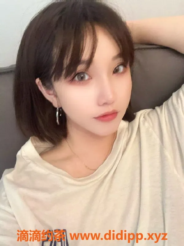 广州楼凤-天河少妇Lisa，25岁，600元享鸳鸯浴