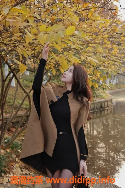 无锡楼凤-新吴区高颜值若云，165cm，50kg，特价1300p