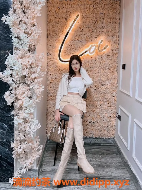 无锡楼凤资源信息,惠山区高挑洋酒佩林娜，陪浴口活特价2300p