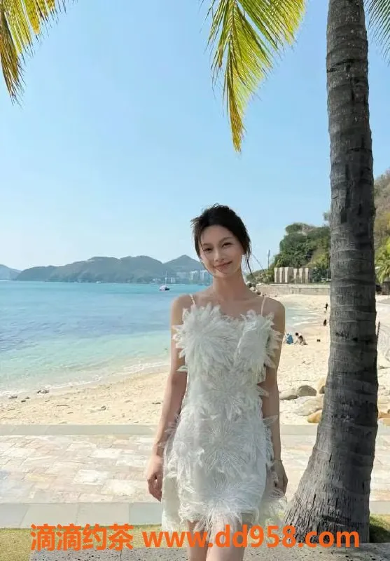 无锡楼凤-梁溪区嗲甜甜，高颜值陪浴服务，今日特价2200p