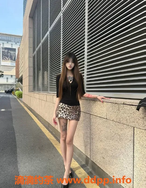 嘉兴楼凤-南湖区小妖，172cm雪白肤色，深喉技术超棒！