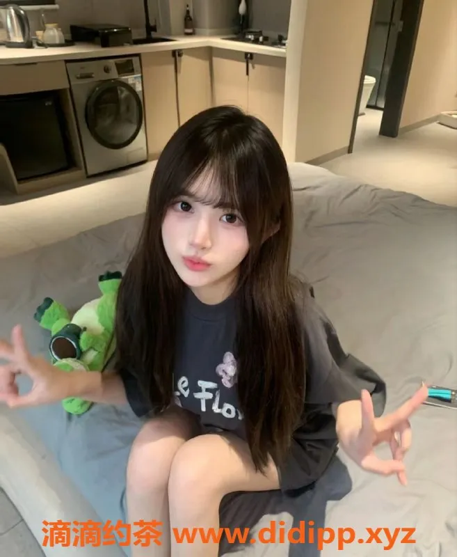 无锡楼凤-梁溪超嫩萝莉酱，颜值服务一流