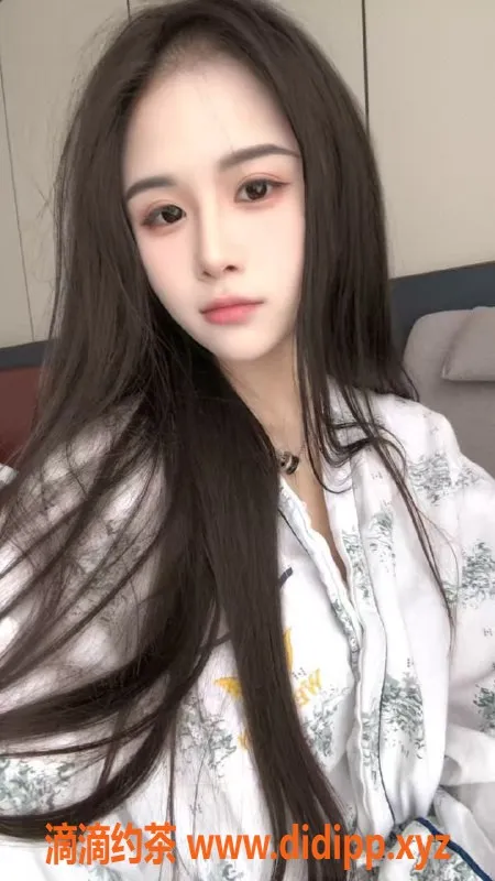 无锡楼凤资源信息,宜兴04顶级少女，肤白诱惑，超值服务体验