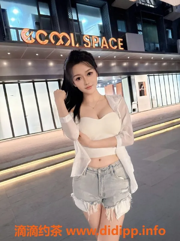 成都楼凤资源信息,武侯区安娜，身材火辣，服务一流，课时费6/9