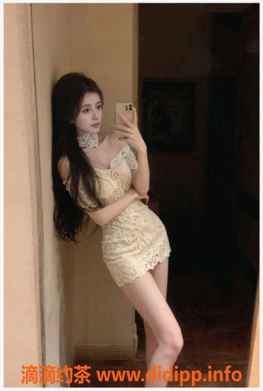 成都楼凤资源信息,武侯区唐芯芯，优质御姐，身材诱惑，时尚服务