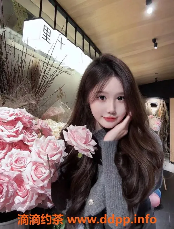 无锡上门服务-上门区小丹，162cm，45kg，陪浴特价1100p