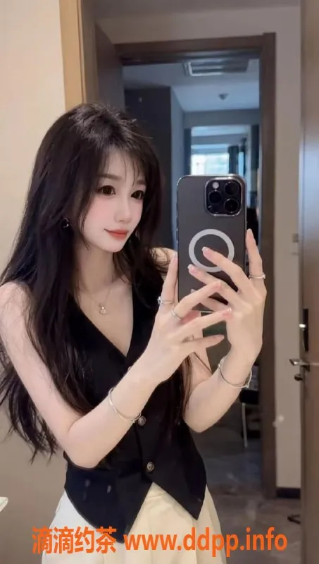 无锡楼凤-梁溪区小猫，陪浴服务，颜值爆表，特价1300p