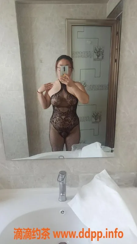 昆明楼凤资源信息,官渡区胖猫咪，4P服务灵活选择