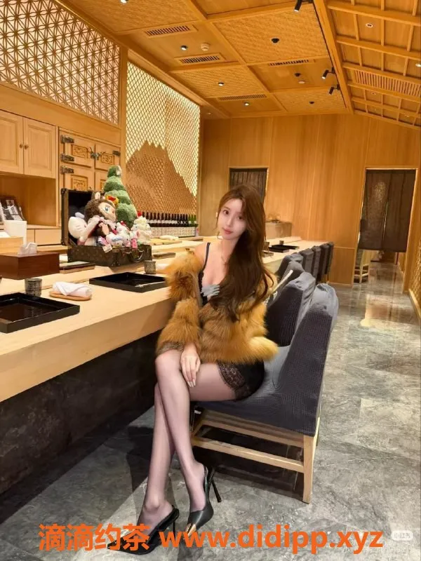 中山楼凤-坦洲优质服务，全套650，洗吹450