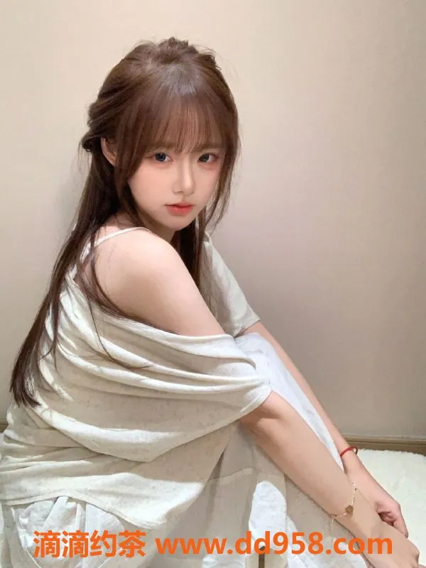 无锡楼凤-惠山超嫩少女170大长腿 性感服务诱惑