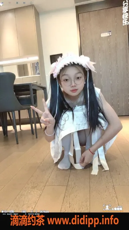 中山楼凤-石岐地区18岁苗苗，B+胸围666元起