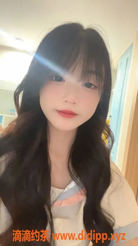 成都楼凤-成华区19岁嫩妹思思，163/45，优质服务