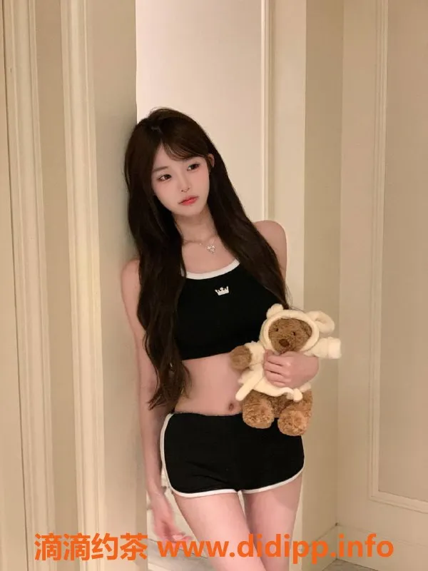 杭州楼凤-滨江区艺术生子兮，165cm、45kg，超值体验