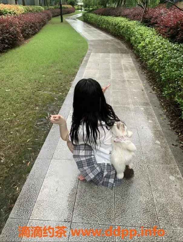 无锡楼凤-锡山超嫩少女学妹，清纯诱惑等你来体验